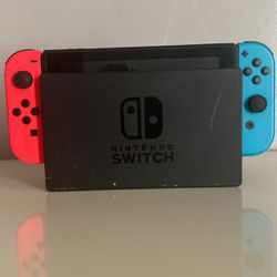 Nintendo Switch And Portable Charger
