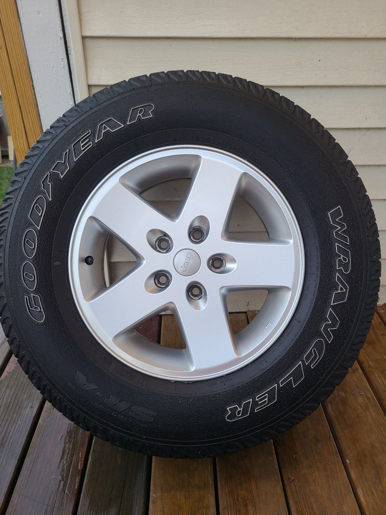 2014 jeep wrangler oem stock rims with tires