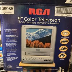 RCA 9" Portable TV/VCR Combo