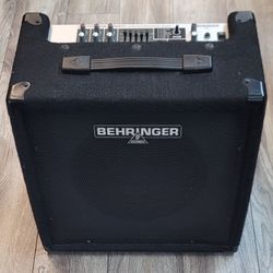 Behringer Ultratone K450FX 45W 10-inch Keyboard Amp
