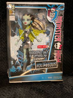 Monster High Power Ghouls Frankie Stein Voltageous