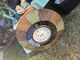 Clock Frame