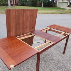 Large Handsome Mid-Century Danish Rosewood Pull Out Extendable Dining Table
