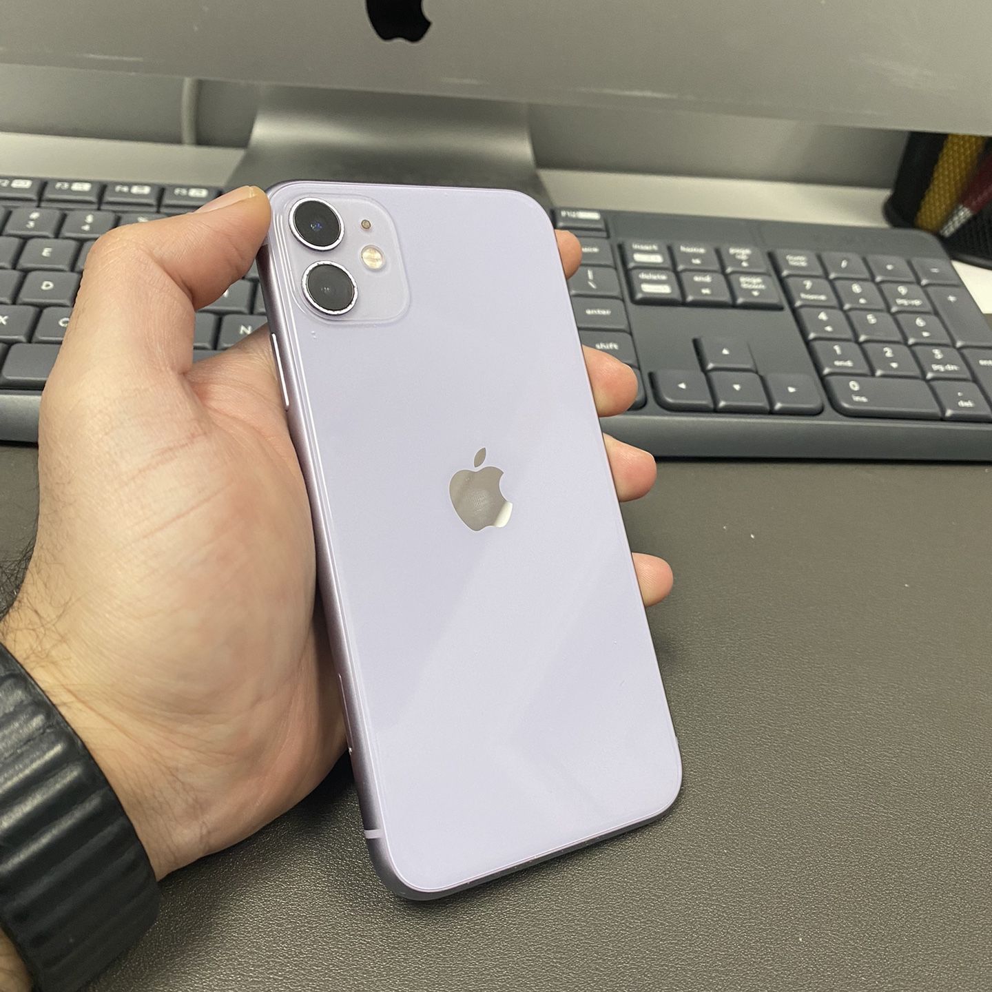 Used UNLOCKED Iphone 11 128gb Purple! Excellent Condition!!