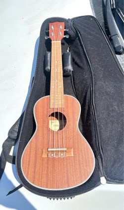Hricane Ukulele