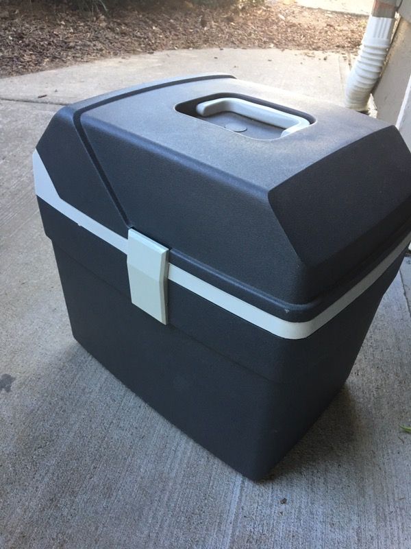 Volvo travel cooler/hotbox