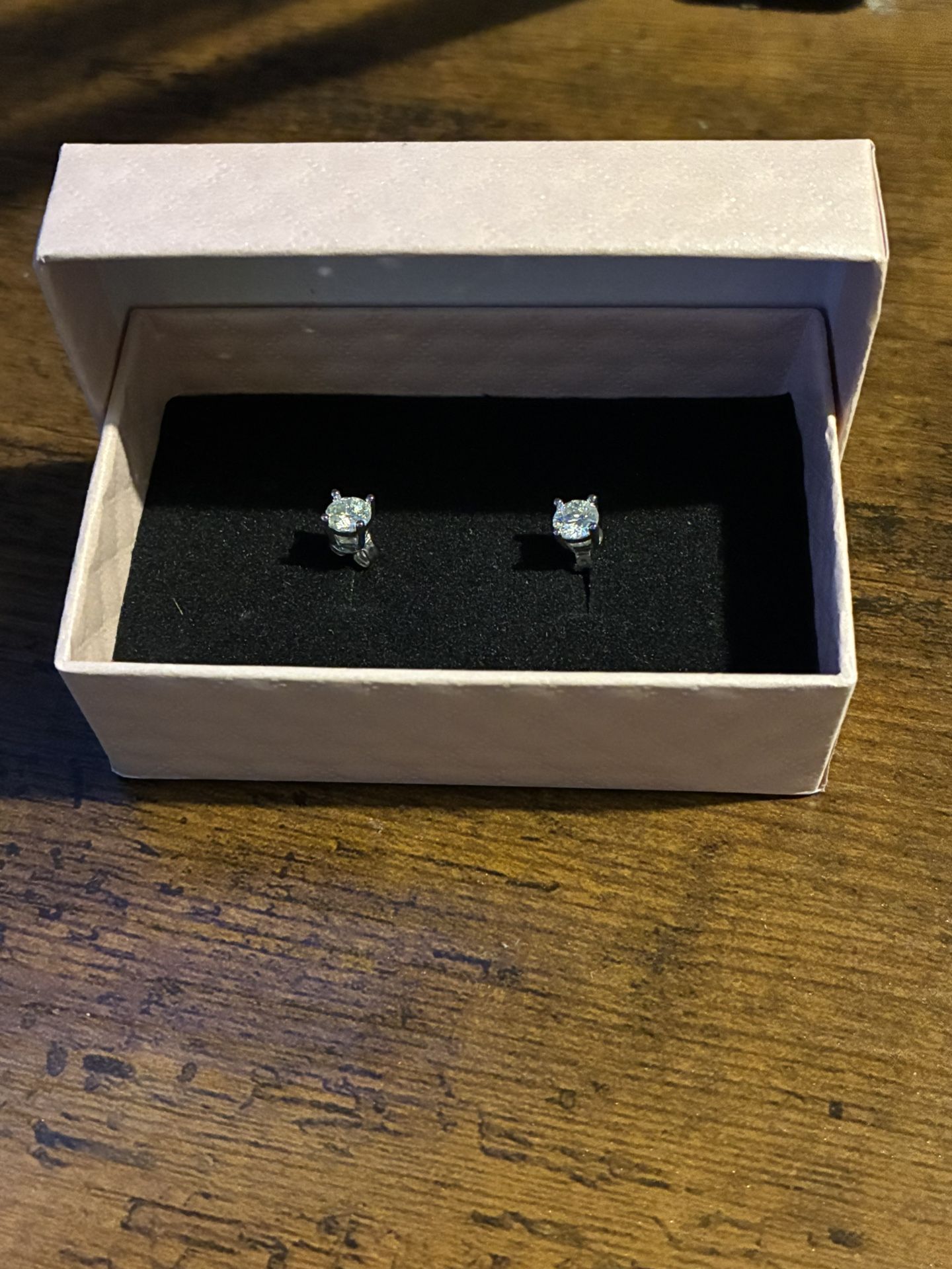 DIAMOND EARRINGS