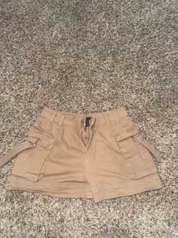 Tan Cargo forever 21 shorts