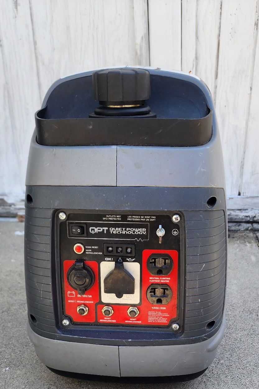 Briggs & Stratton P2200 Inverter Generator