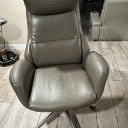 Desk Chair 