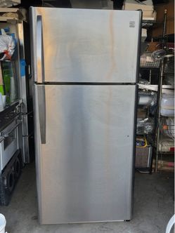30” KENMORE TOP FREEZER APARTMENT SIZE REFRIGERATOR STAINLESS STEEL  “ WORKS GREAT “