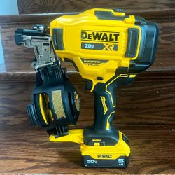 Dewalt Roofing Nailer And 5 Ah Battery