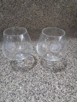 Collectables vintage Johnathan Club glasses