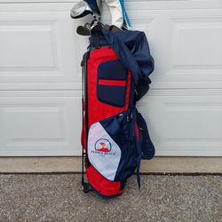 Pebble Beach Bag With Golf Clubs 
