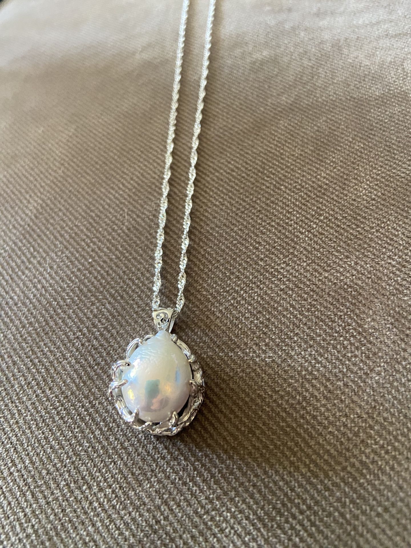 Sterling Silver 14.5MM White Cultured Freshwater Pearl Pendant With Necklace (adjustable)