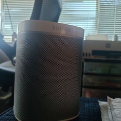 sonos play 1  smart speaker!
