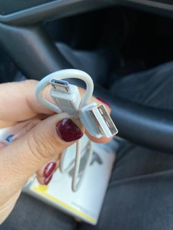 Beats headphones charger