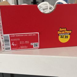 Girls Nike Court Borough Size 4 Shoes