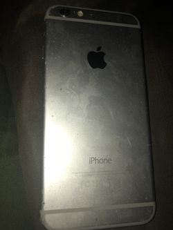 iPhone 6 Unlocked lil cracks