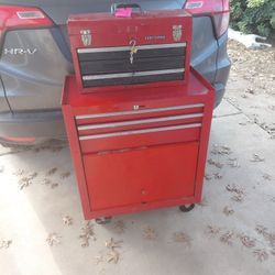 Tool Box 2 Piece On Wheels.  Top And Bottom.  Bottom Is 26 1/2 Inch Wide.  $80.00 Or  Best Offer