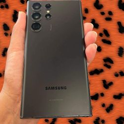 Samsung Galaxy S22 Ultra 5G 256GB AT&T And Cricket-$749