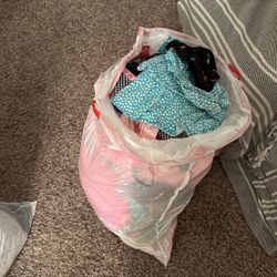 Huge Bag Of Toddler Girls Clothes