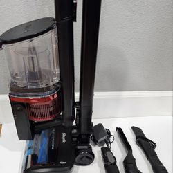Shark Vertex Pro Cordless Stick Vacuum with DuoClean PowerFins