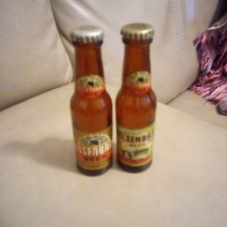Mini Felsenbrau Beer Bottles Salt And Pepper Shakers Vintage 