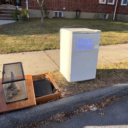 Curb Alert: Mini Fridge and Table Miscellaneous 