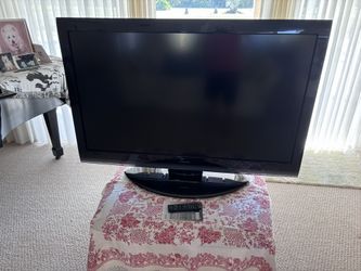 55” Toshiba Flatscreen TV