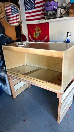 Bearded dragon terrarium  48wx24H stand included