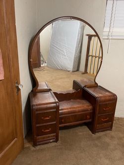 Vintage Antique Vanity Dressing Table