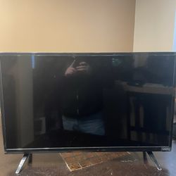 32 Inch Vizio TV