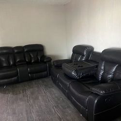  Sectional couch recliner 