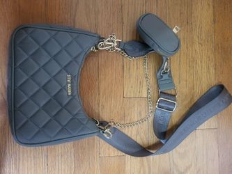 NEW. STEVE Madden small purse