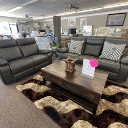 2 Pc Sofa And Loveseat 