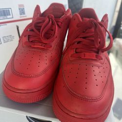 Nike Air Force 1 low-mens size 11