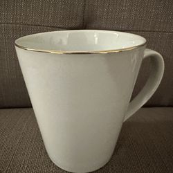 Porcelain Mug