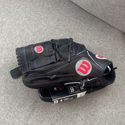 2021 Jon Lester Left Handed 12.5” Glove