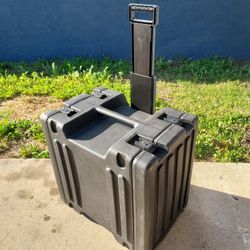 Skb Rack Dj Case With Wheels And Pull Handle  Musical instruments 