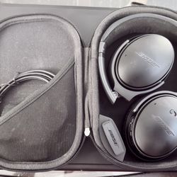 Bose QC35 Noise Cancellation Headphone