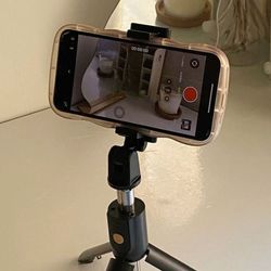 Professional Overhead Smartphone Rig – Fully Adjustable Desk Mount for Creators