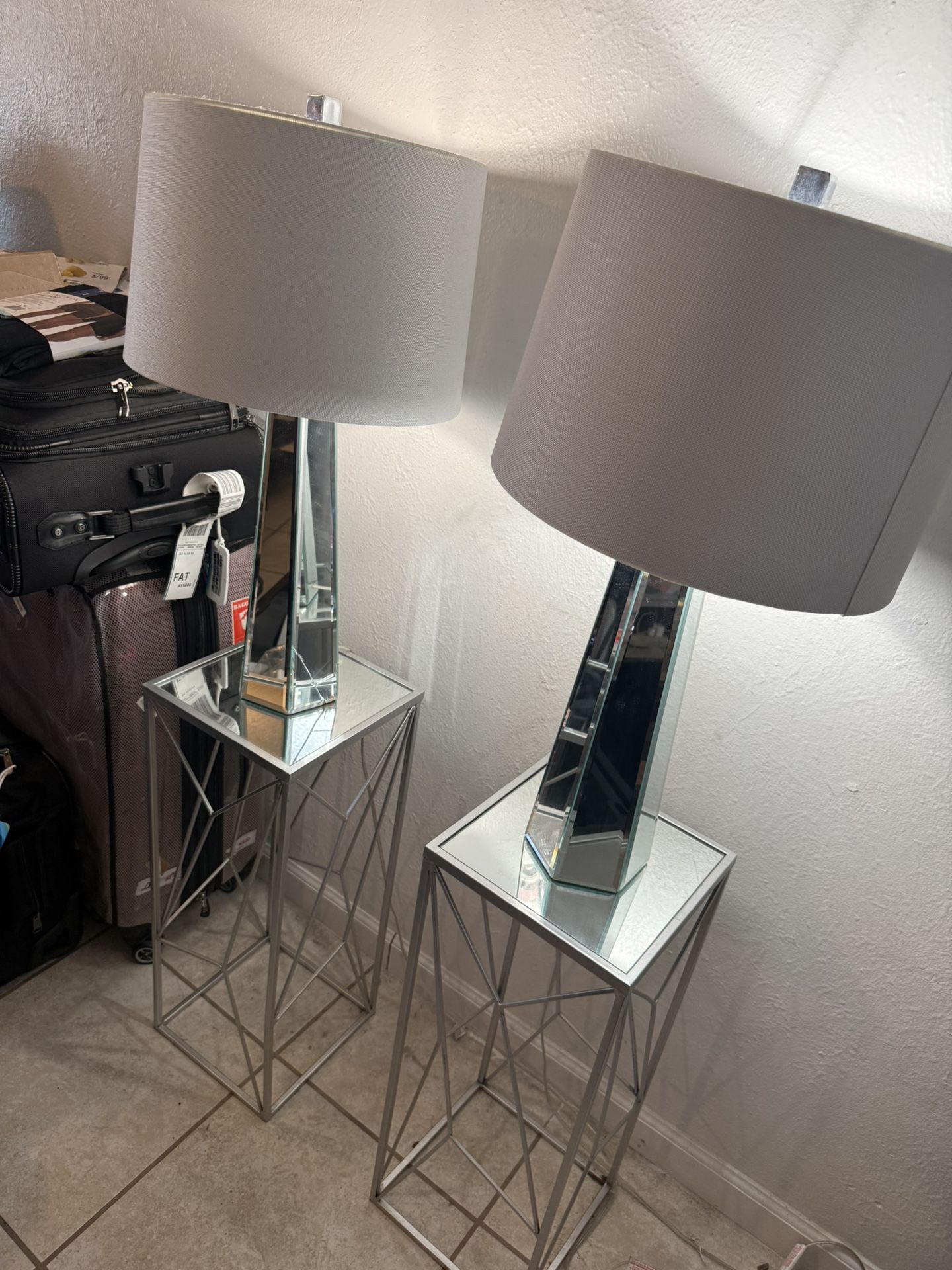 Mirror Lamps And End Table