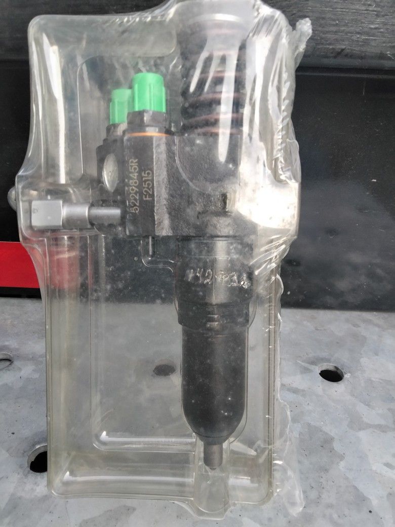 BRAND NEW DETROIT 60 SERIES INJECTORS