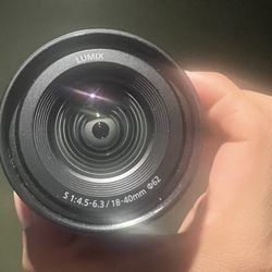 Lumix 14-40mm f 4.5-6.3 lens