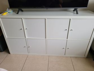 IKEA Kallax 8 cube cubbie dresser