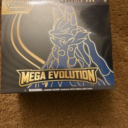 Mega Lucario ETB
