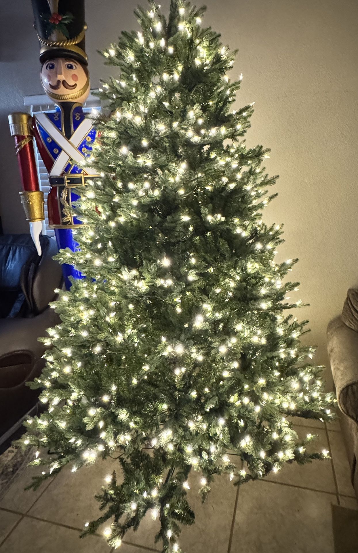 Ashton Balsam Fir Christmas Tree