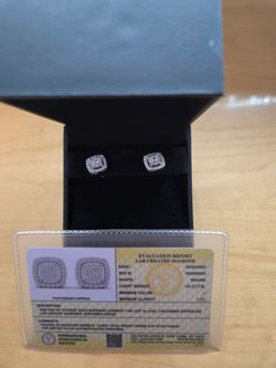 Kay Jewelers 10k Gold .5 Carat Diamond Earring New
