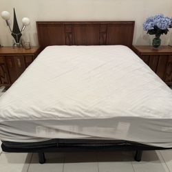 ESTATE SALE: Queen Bedroom Set